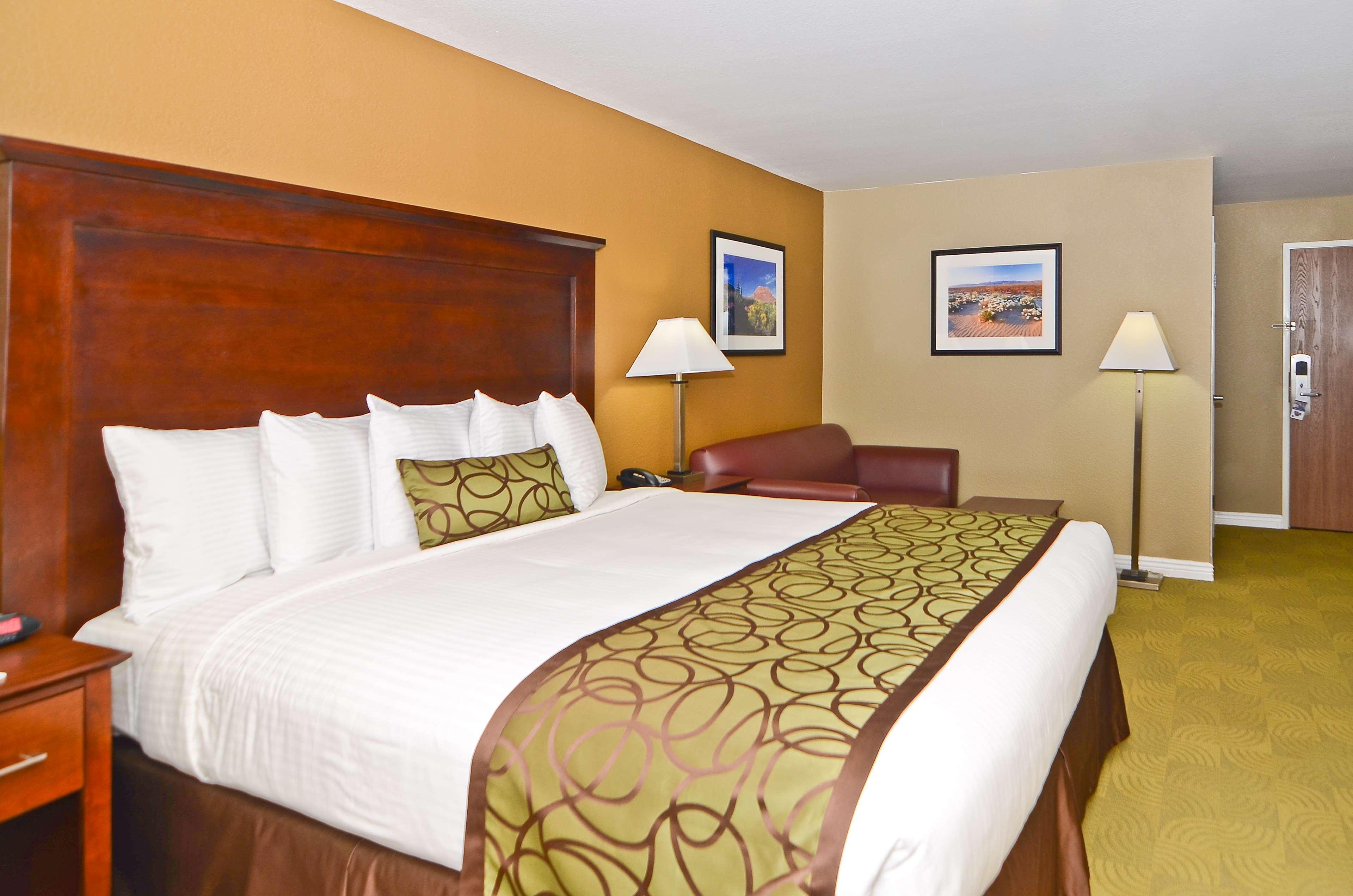 Best Western California City Inn & Suites Ruang foto