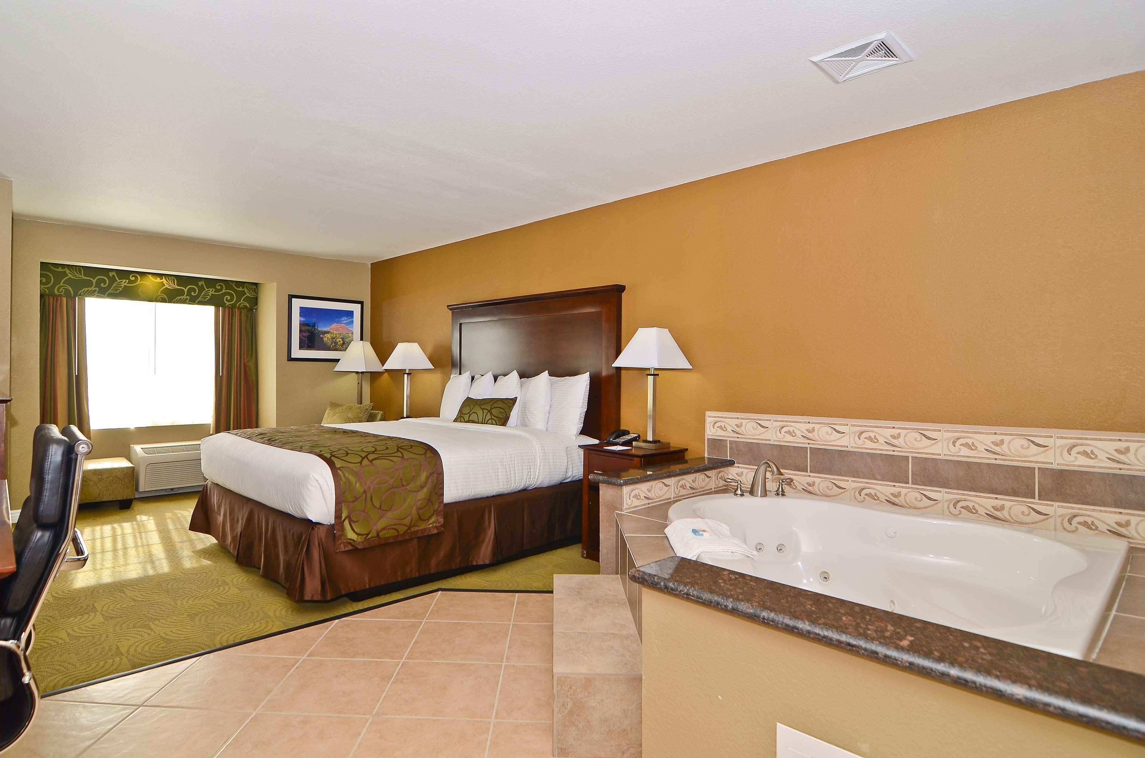 Best Western California City Inn & Suites Ruang foto