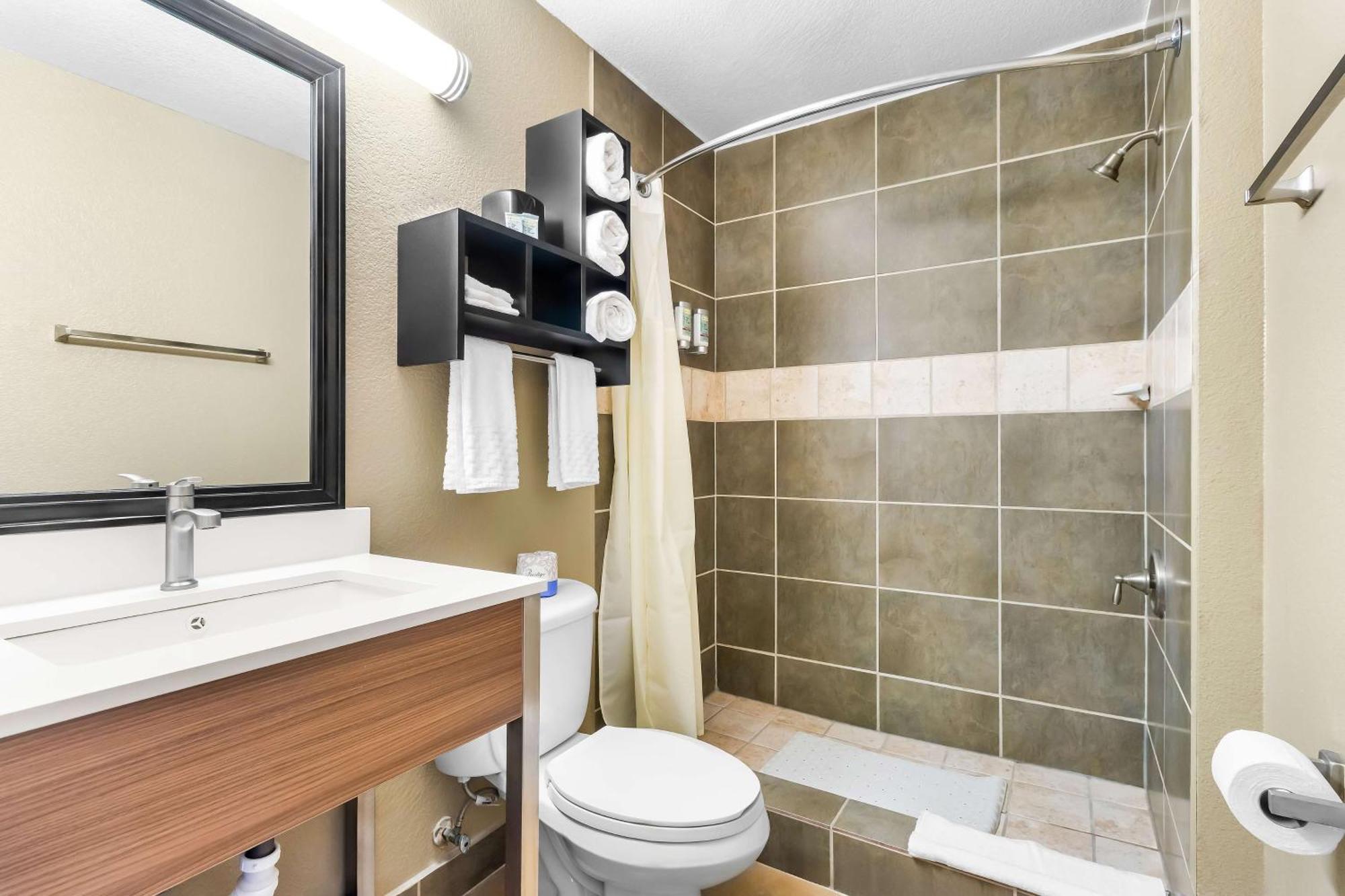 Best Western California City Inn & Suites Bagian luar foto