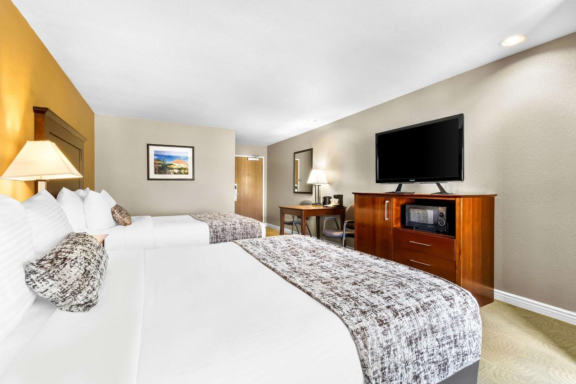 Best Western California City Inn & Suites Bagian luar foto
