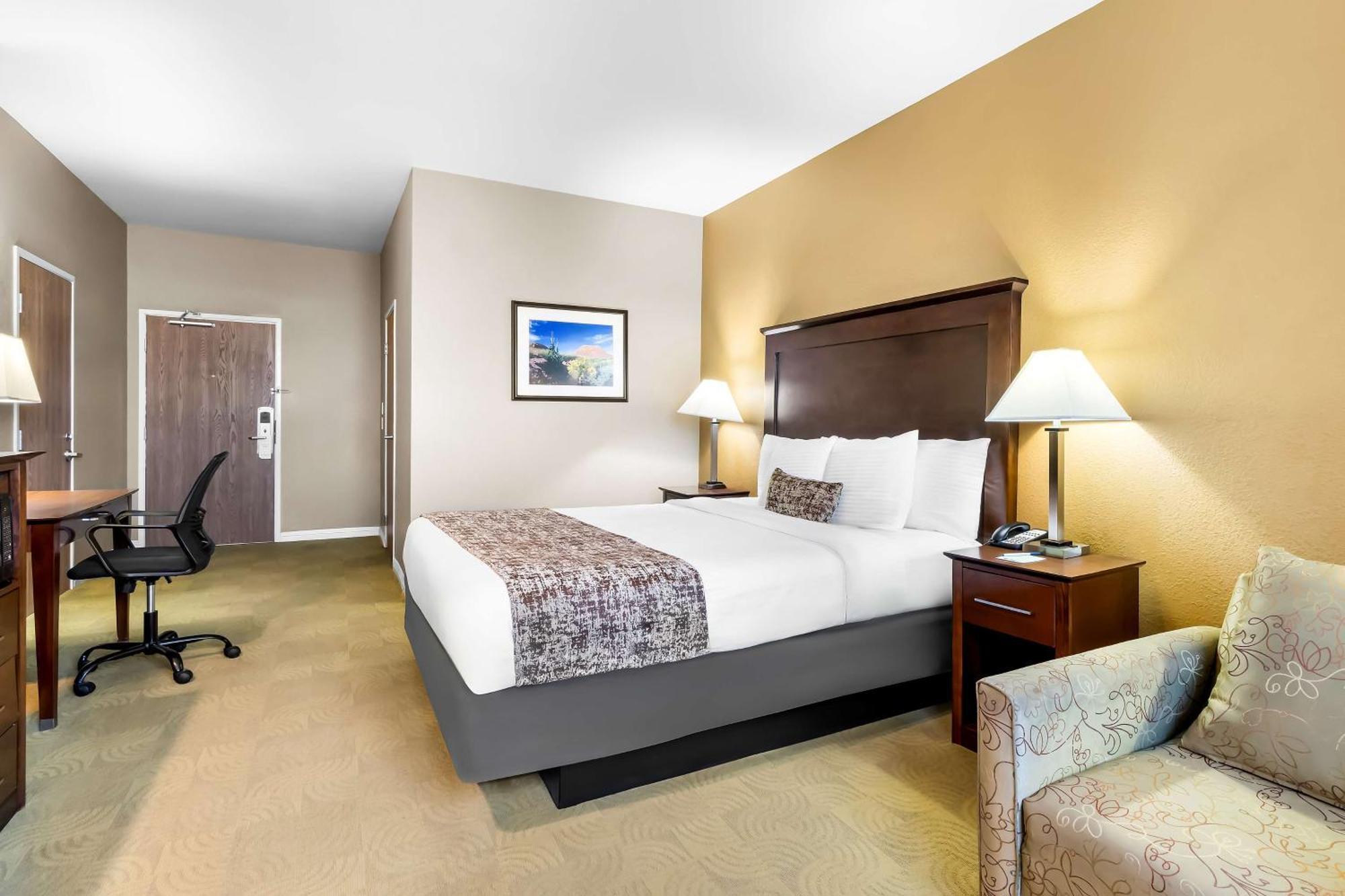 Best Western California City Inn & Suites Bagian luar foto