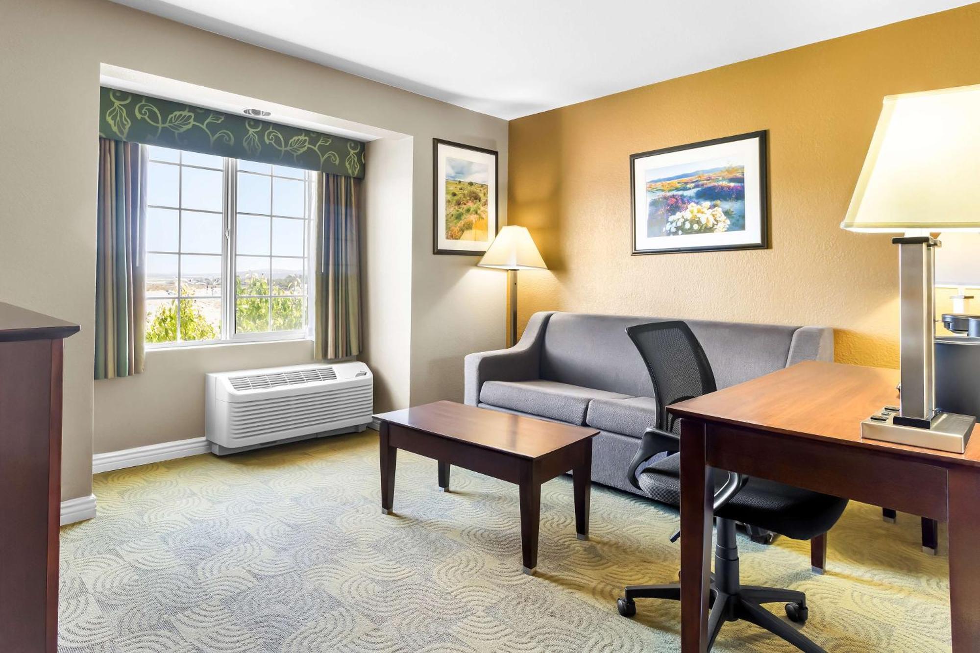 Best Western California City Inn & Suites Bagian luar foto