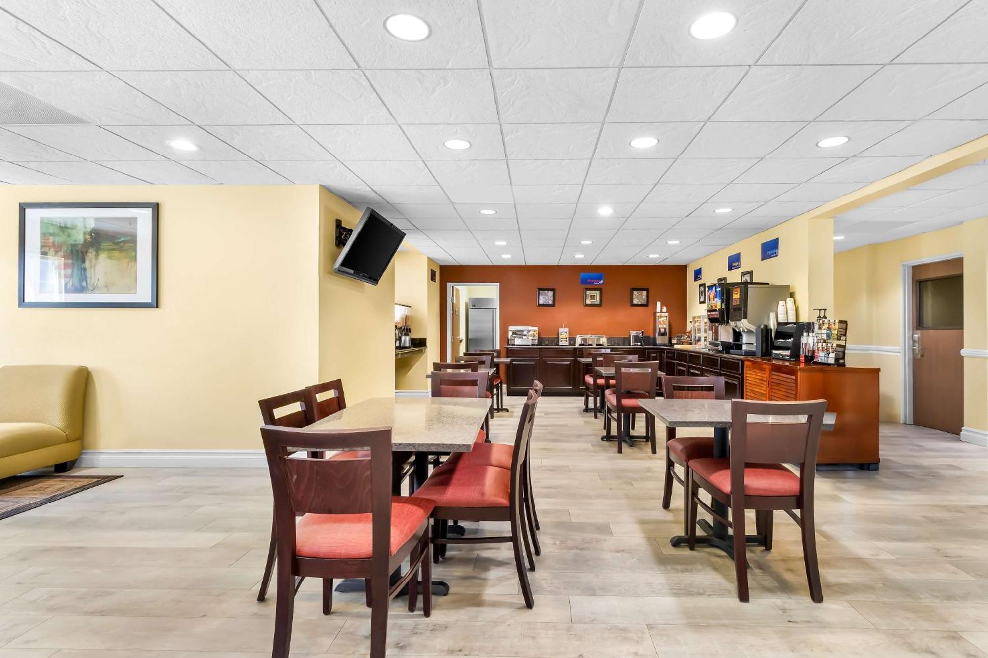 Best Western California City Inn & Suites Bagian luar foto